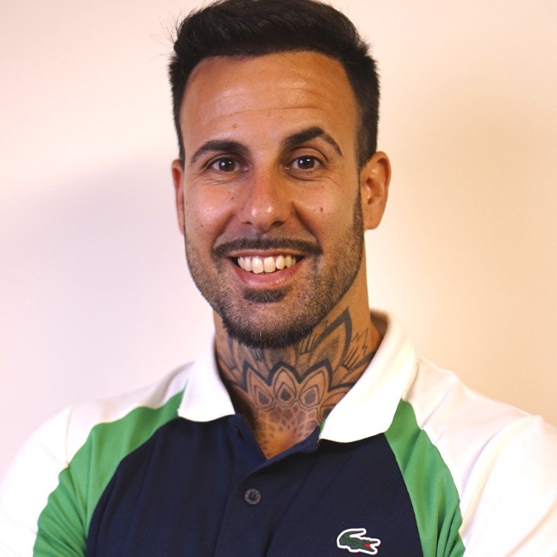 Alberto Cuberos · Experto en Amazon FBA y Marca Privada en Paraguay